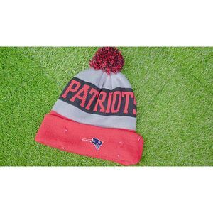 New Era - New England Patriots pom-pom Light Up Beanie - OSFA